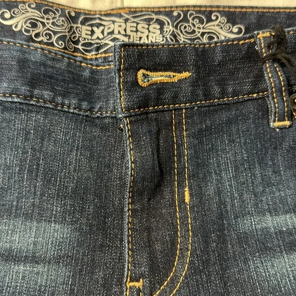 Express jeans  shorts new with tag size 10 - Picture 5 of 9